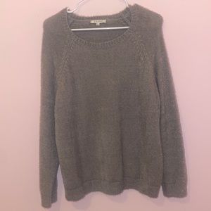 Fuzzy, trendy, grey Z Supply sweater